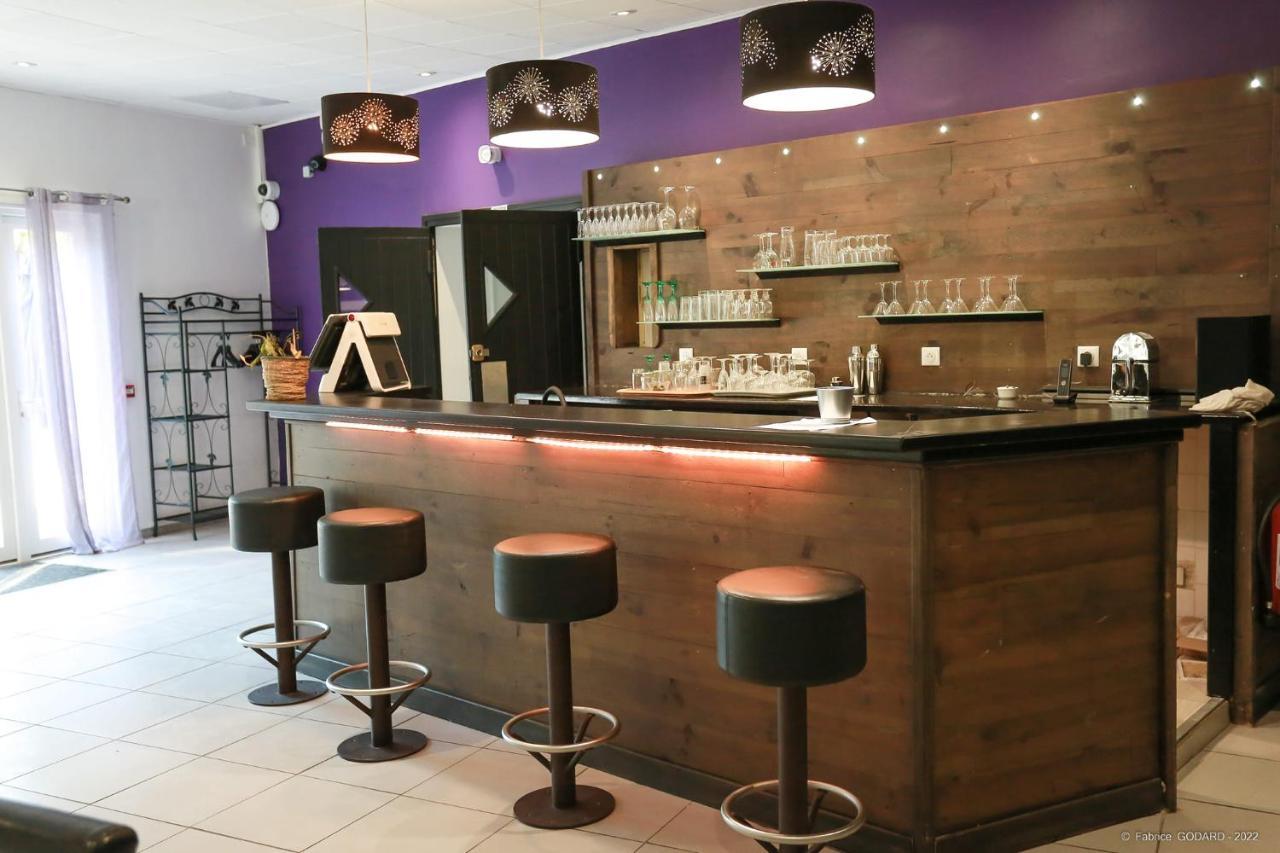Hotel Restaurant Gite Les Lavandins Saint-Christol  Esterno foto